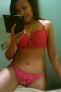 indonesia-cewek kerudung bikin nafsu aja